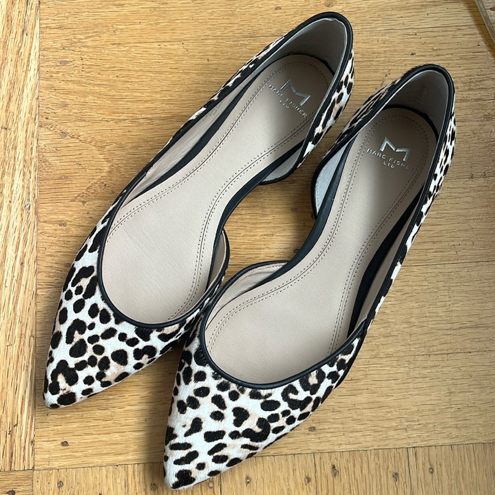 NWOT Marc Fisher Leopard Print Flats